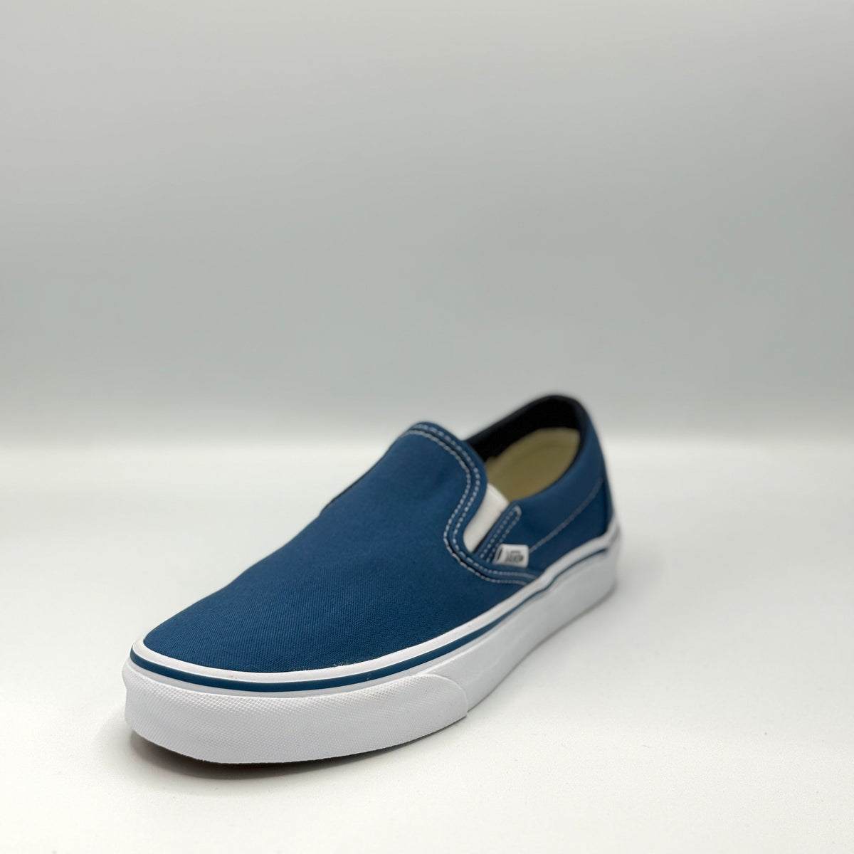 Vans Slip On Classics (Navy) – Milo Snow and Skate