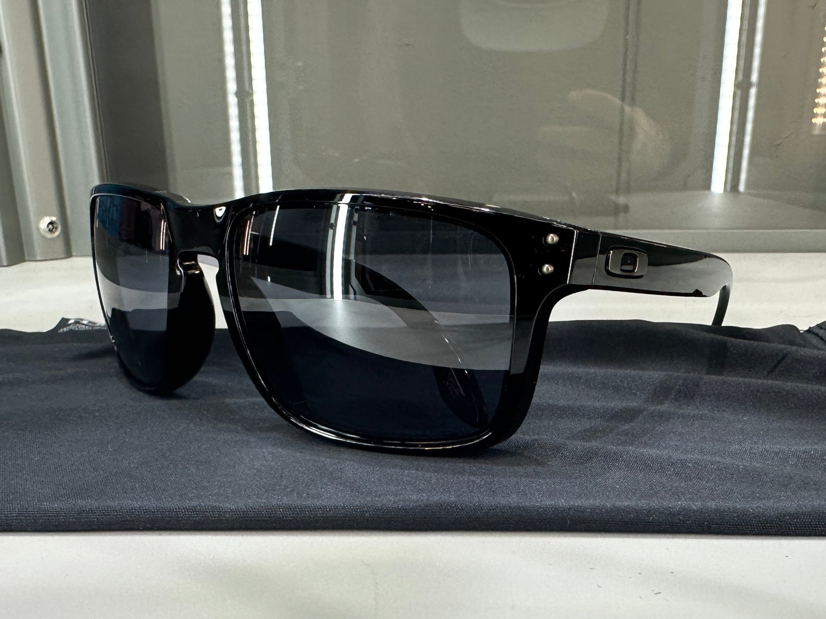 【最終値下】OAKLEY Holbrook XXL サングラス Oakley Holbrook XXL Sunglass – Milo Snow and Skate