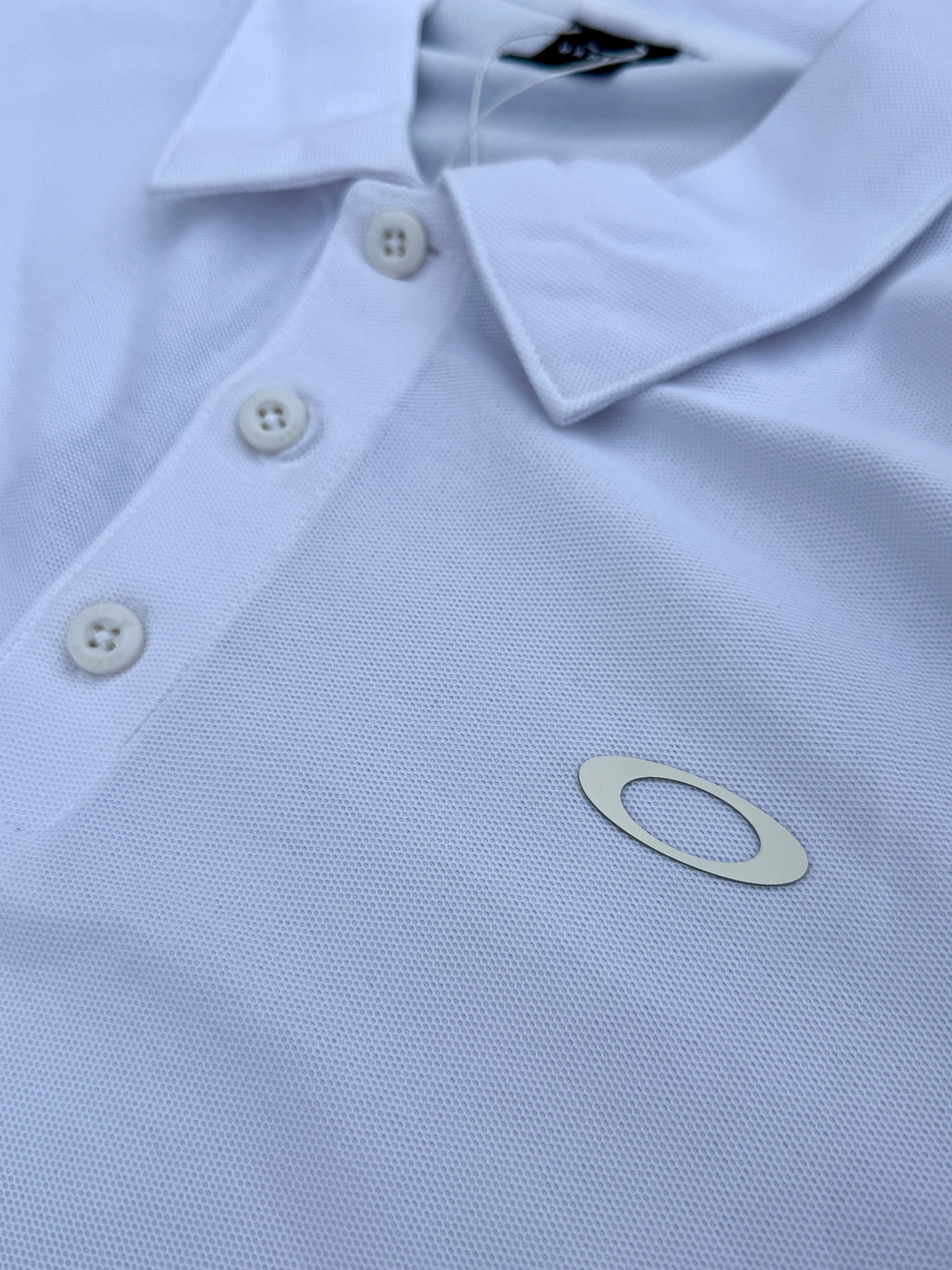 Milo Country Club Oakley Golf Polo (White) – Milo Snow and Skate