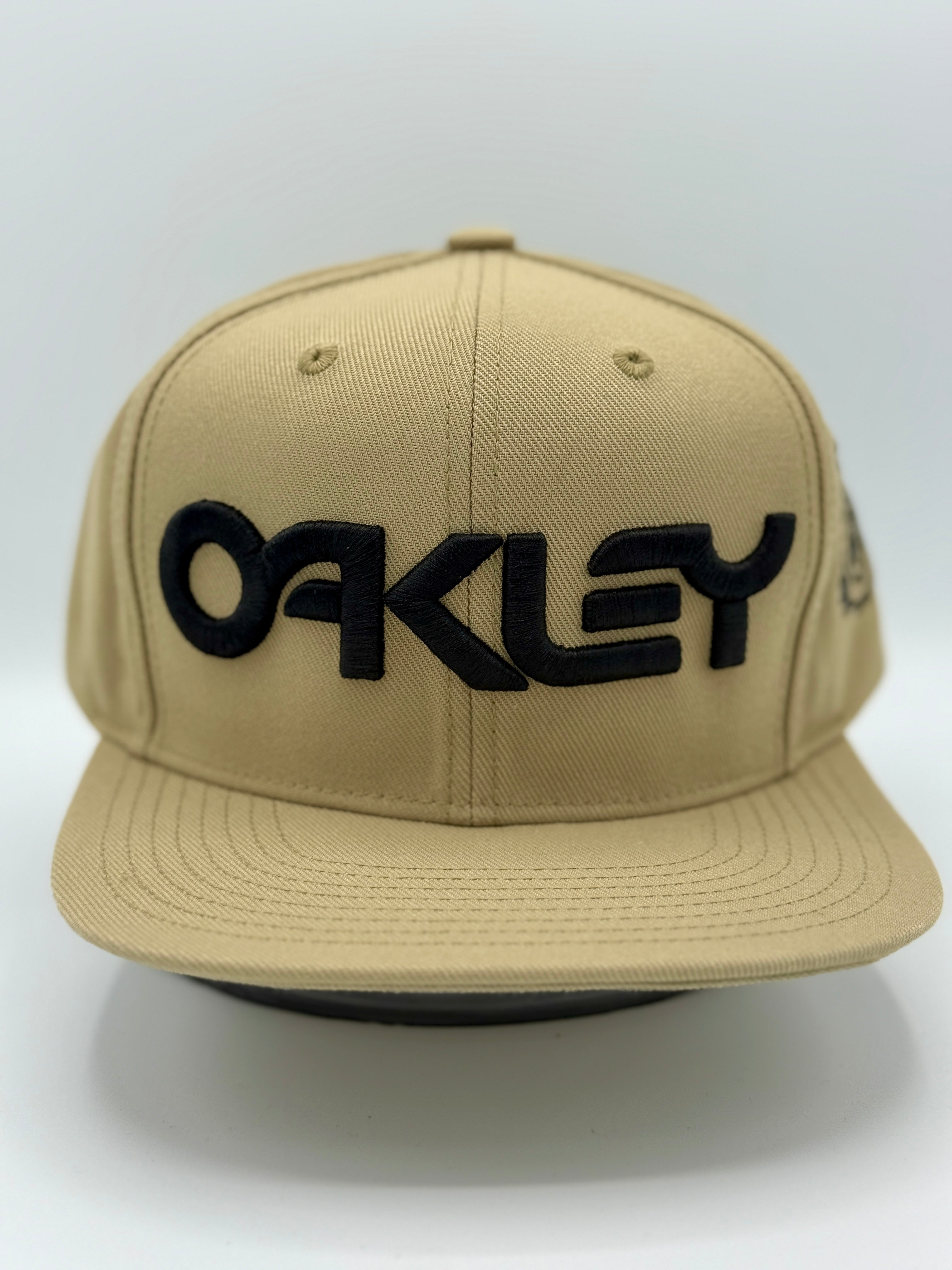 Milo Country Club Oakley Snapback (Sand-trap) – Milo Snow and Skate