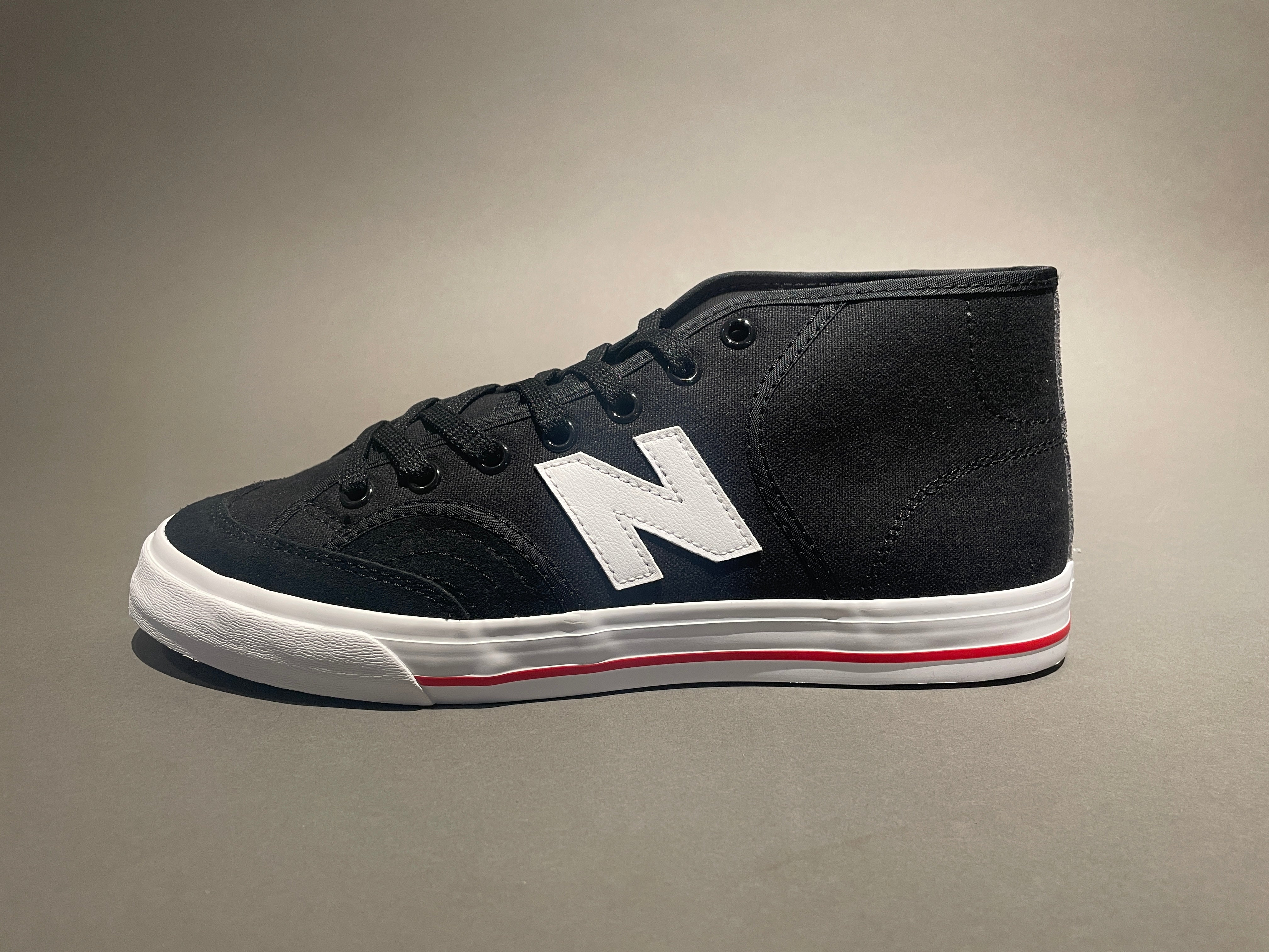New balance pro court on sale mid