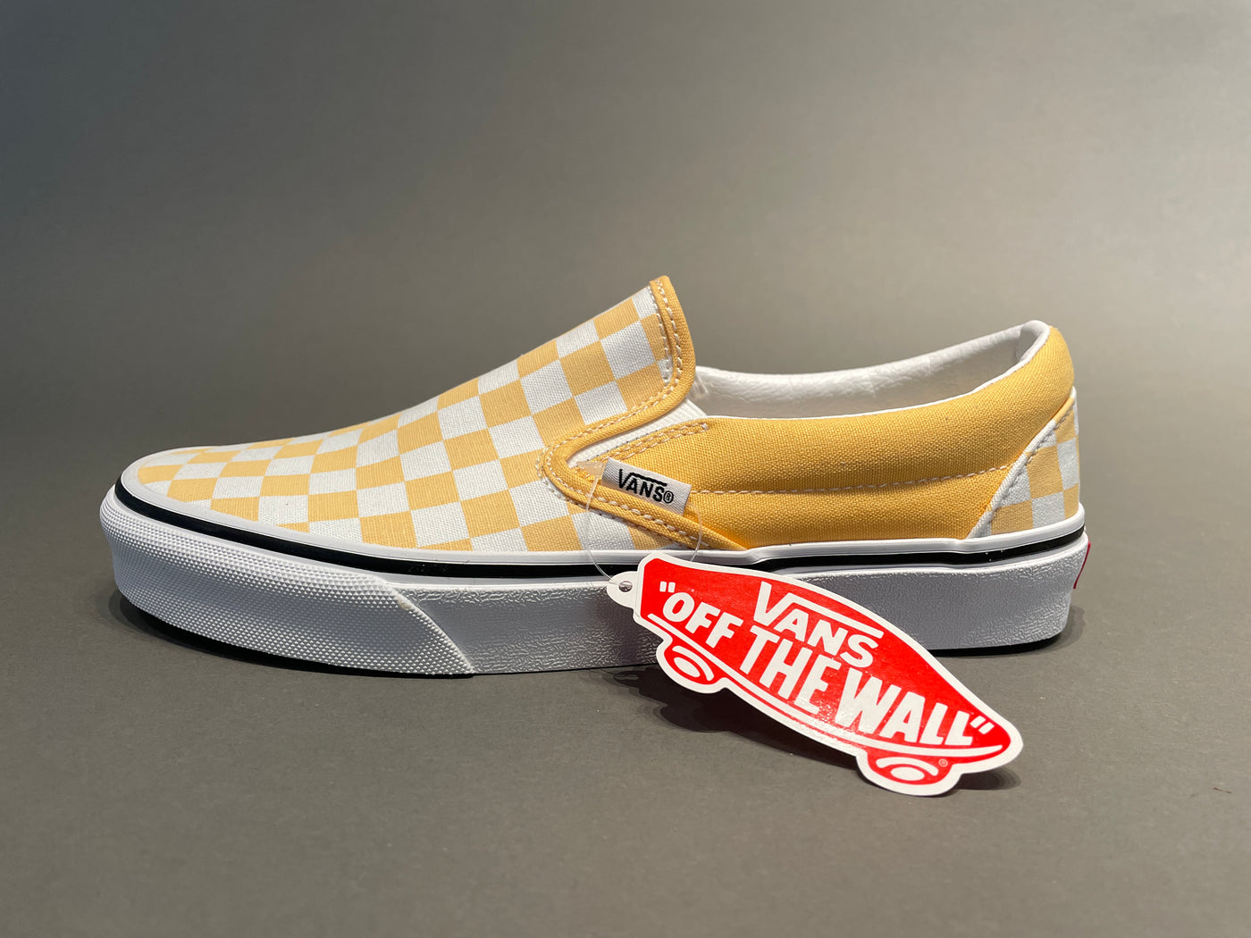 Vans Classic Slip-On Sneakers