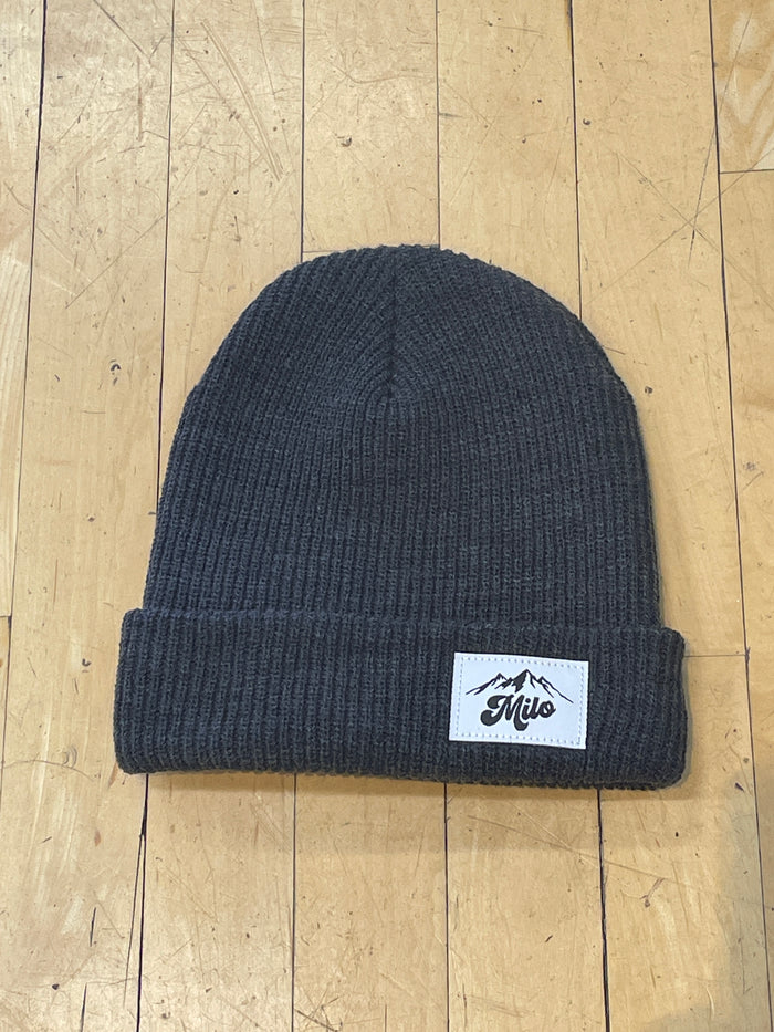 Milo Mountain Beanie (Heather Charcoal)